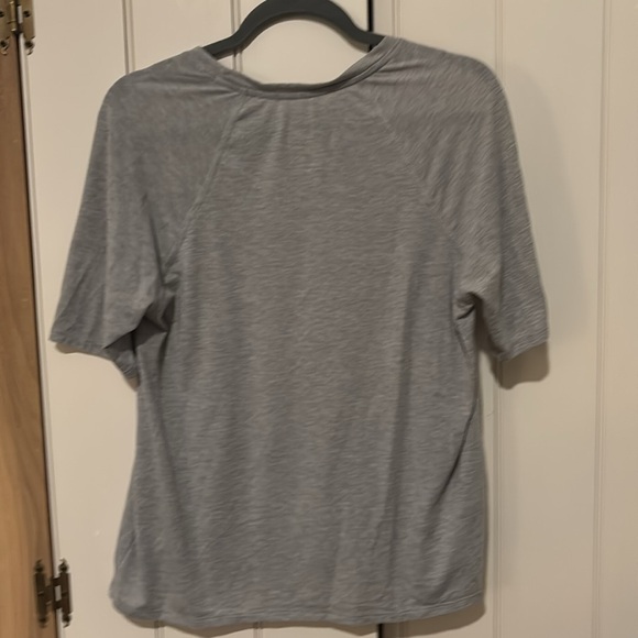 North Face Flash Dry Tee - Picture 3 of 4
